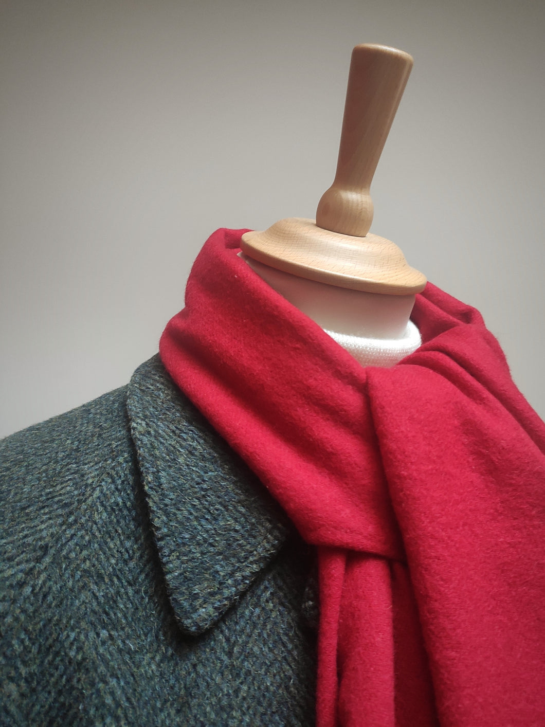 Drake's grande écharpe rouge en laine et cachemire Made in Scotland