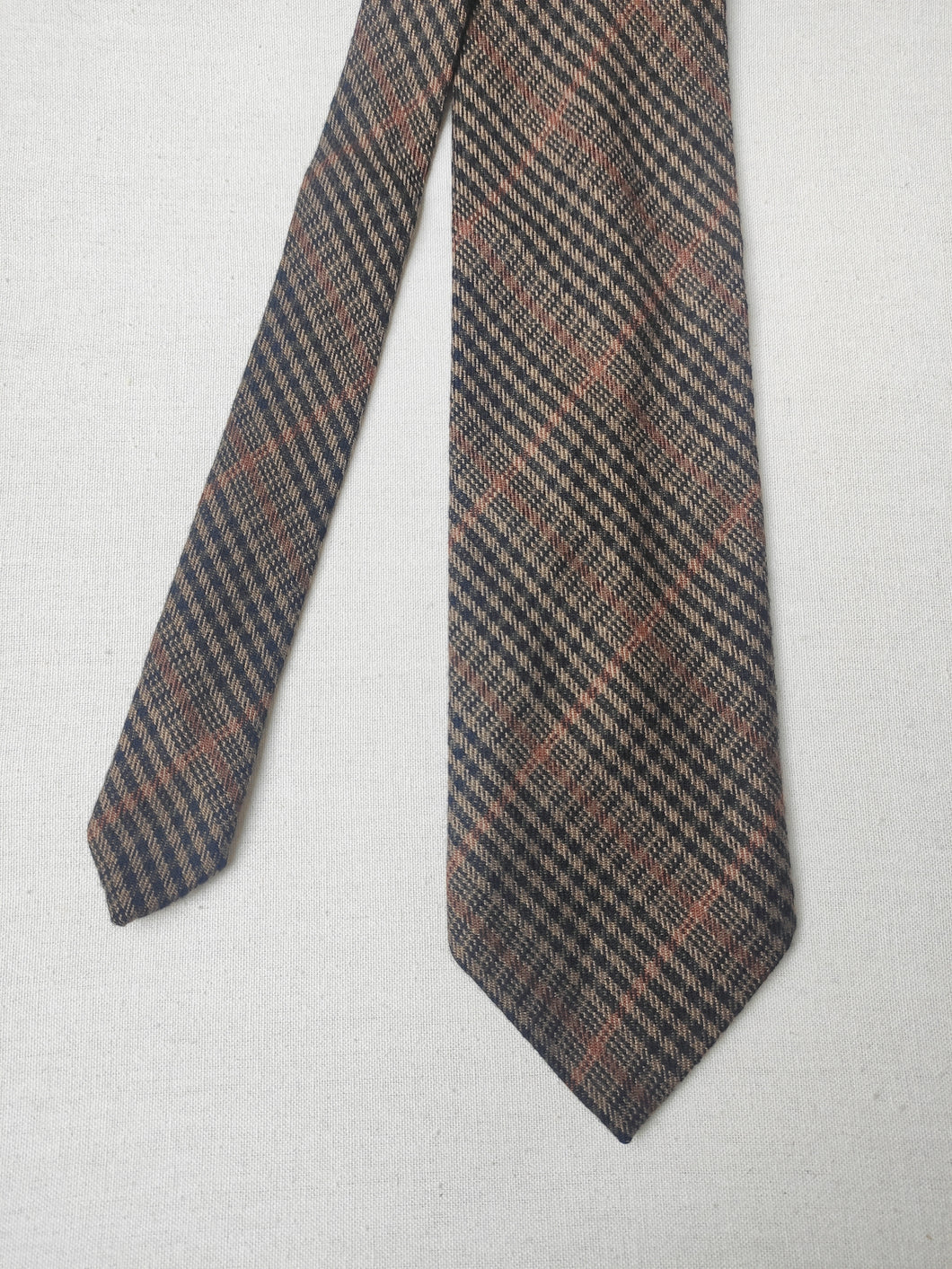 Harrison's cravate en cachemire Prince de Galles Made in Scotland