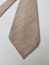 Afbeelding in Gallery-weergave laden, Paolo Da Ponte cravate beige texturée en soie Made in Italy
