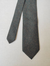 Afbeelding in Gallery-weergave laden, Nicky Milano cravate verte vintage en pur cachemire Made in Italy
