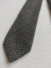 Afbeelding in Gallery-weergave laden, Nicky Milano cravate verte vintage en pur cachemire Made in Italy
