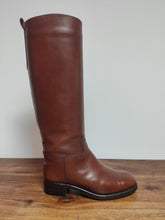 Afbeelding in Gallery-weergave laden, Carmina Albaladejo bottes cavalières en cuir lisse marron 3,5 UK / 36 FR
