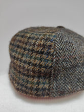 Afbeelding in Gallery-weergave laden, Harris Tweed X Broswell casquette plate tweed patch en pure laine 56
