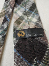 Charger l&#39;image dans la galerie, Cravate tartan vintage en pure laine
