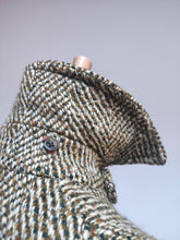 Charger l&#39;image dans la galerie, Aquascutum X Harrod&#39;s cape en pure laine vierge Made in England
