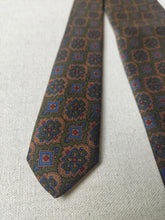 Charger l&#39;image dans la galerie, Capel Paris cravate vintage en soie à motif floral Made in Italy
