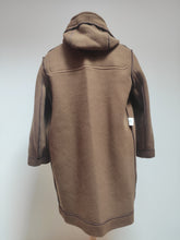 Afbeelding in Gallery-weergave laden, Old England Paris manteau duffle-coat femme marron noisette 42 FR / 14 UK
