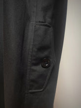 Afbeelding in Gallery-weergave laden, Aquascutum X Harrod&#39;s imperméable Aqua 5 noir femme 16 UK / 44 FR
