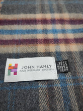Carica l&#39;immagine nel visualizzatore di Gallery, John Hanly écharpe grise 100% laine merinos extra fine Made in Ireland
