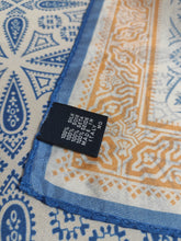 Charger l&#39;image dans la galerie, Drake&#39;s pochette en soie à motif bandana Made in Italy
