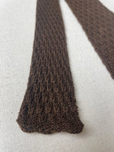 Afbeelding in Gallery-weergave laden, Cravate marron vintage tricot en pur coton Made in Italy
